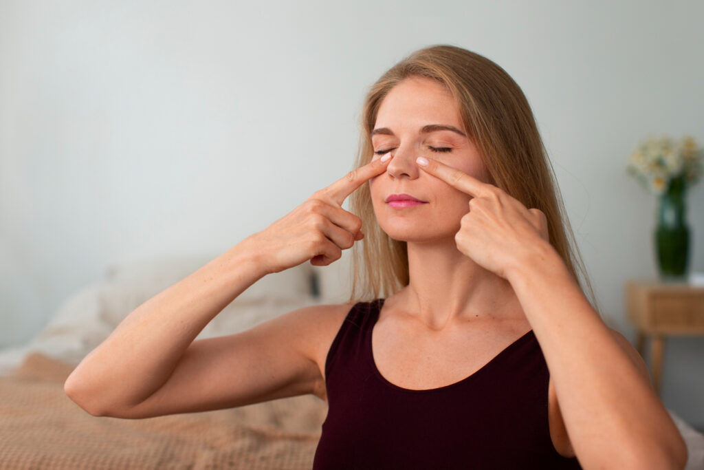massage là cách làm thông mũi nhanh