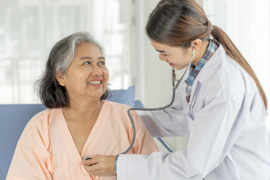 nguy cơ sức khỏe ở phụ nữ sau mãn kinh